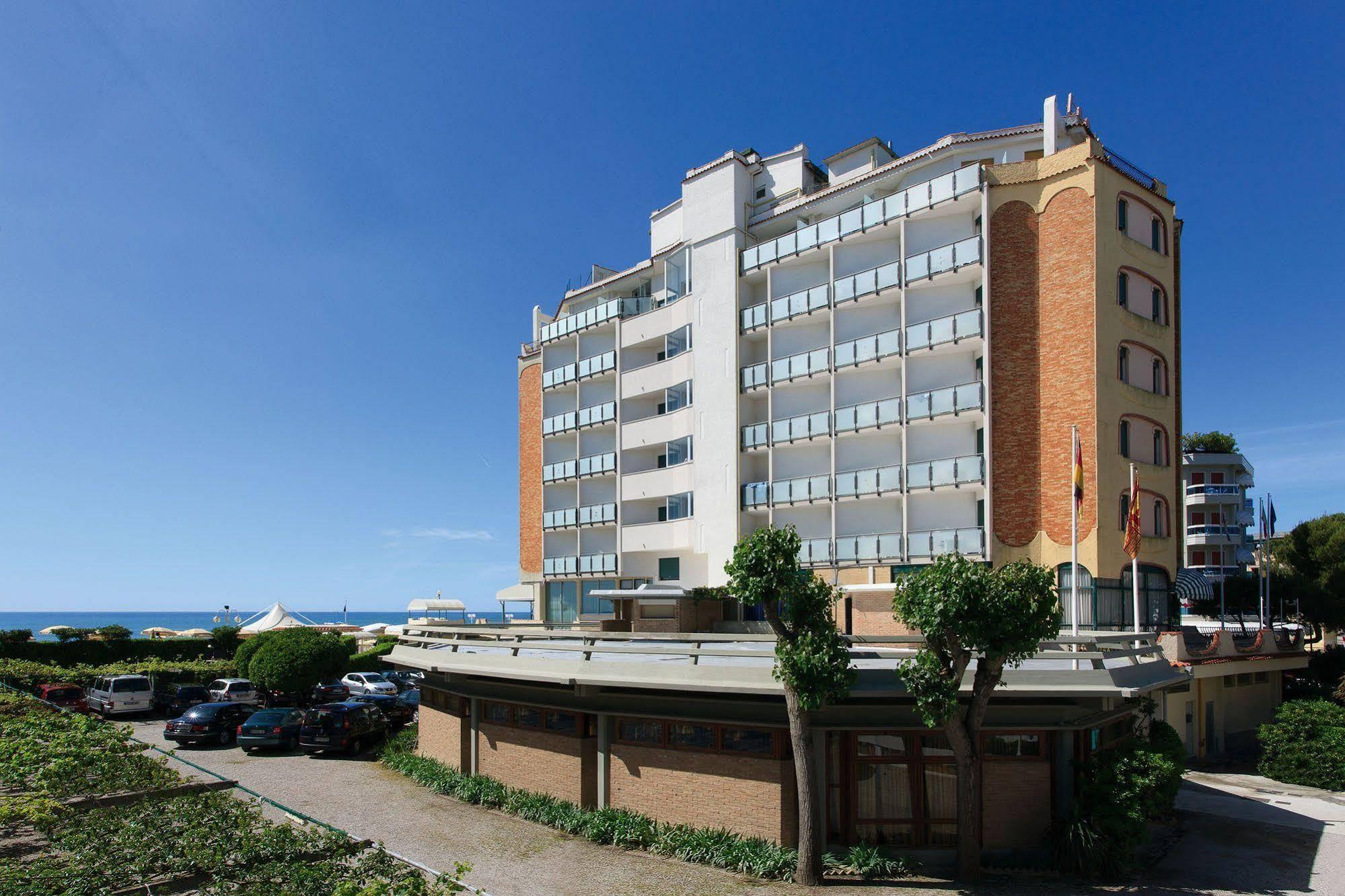 Hotel Las Vegas Lido di Jesolo Luaran gambar